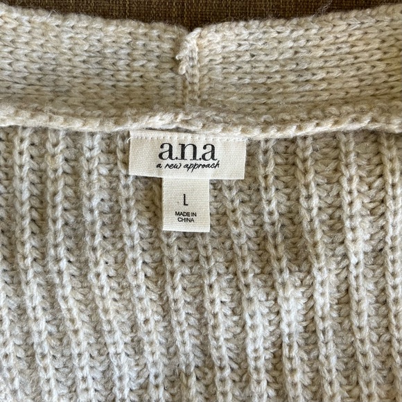 A.n.a  Women's Long Sleeve Button Cardigan Sweater - Picture 3 of 3